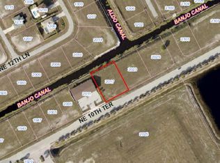 2017 NE 10th Ter, Cape Coral, FL 33909