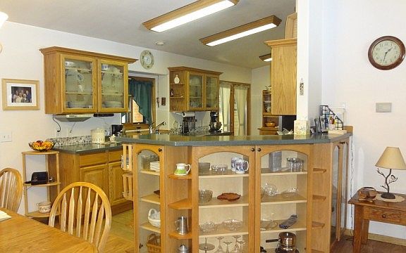 5th image of 16531 Bay Heights Dr
