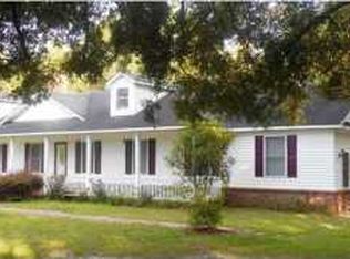 1283 Ridge Rd, Ridgeville, SC 29472