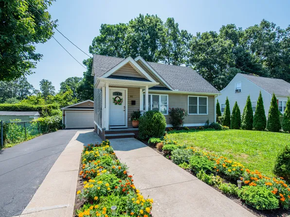 81 Heather Lane, New Britain, CT 06053