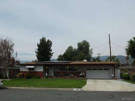 1st image of 266 E 33rd St