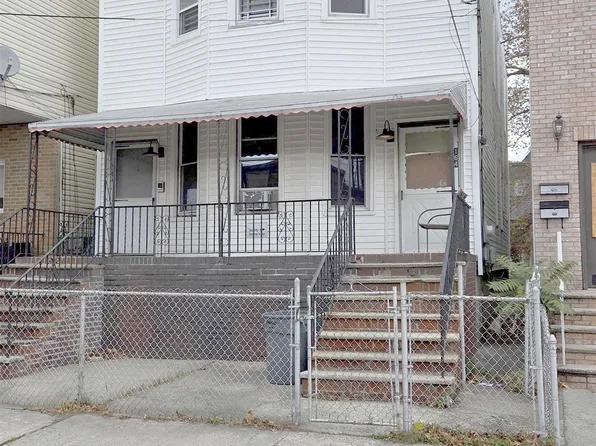164 Bayview Ave, Jersey City, NJ 07305
