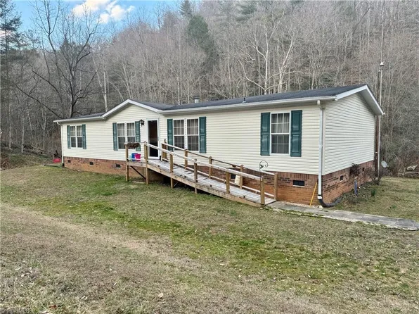 6254 N Old State Highway 16, Millers Creek, NC 28651