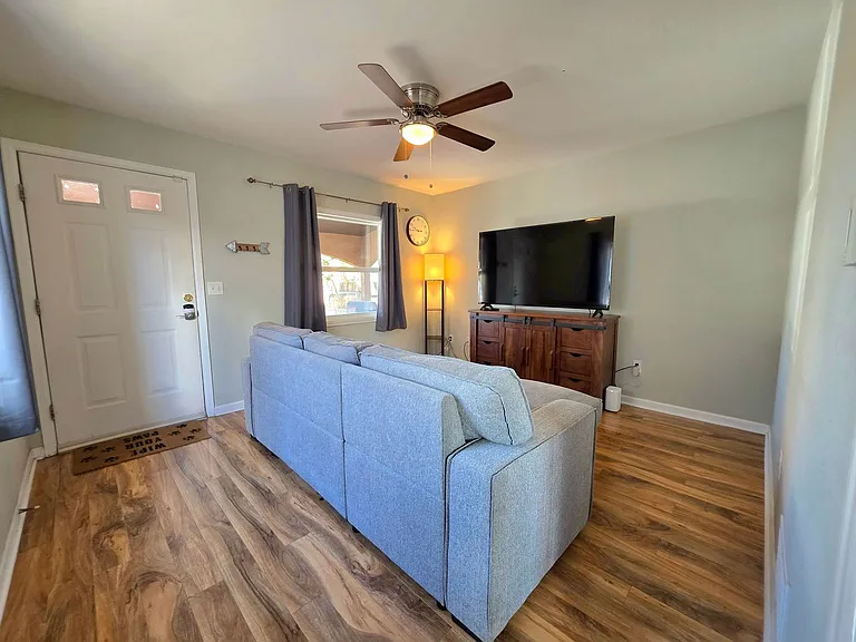 1234 Pine St — Photo 8