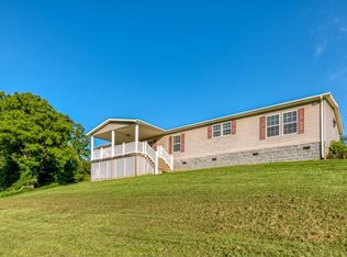 417 Willow Springs Dr, Lebanon, VA 24266