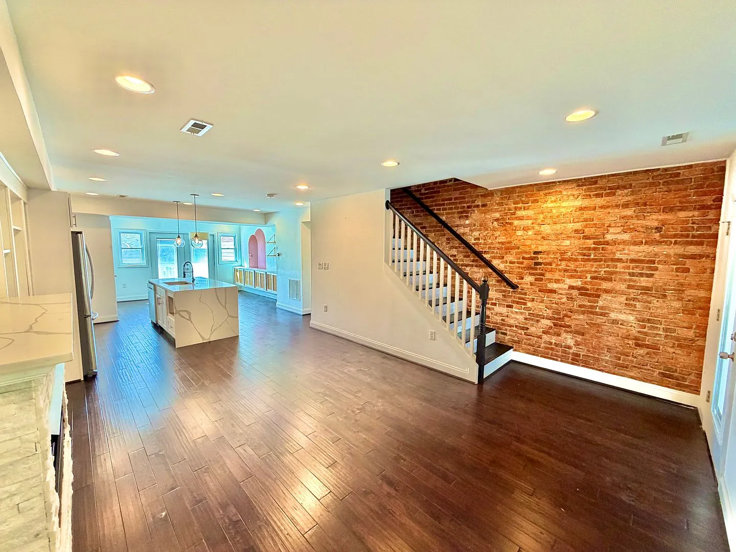 Precious Petworth Modern Renovated 4 Bedroom 3.5 Bath Townhome with Parking — Photo 4