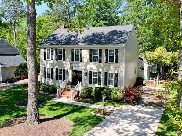 1602 Wood Grove Cir, Henrico, VA 23238