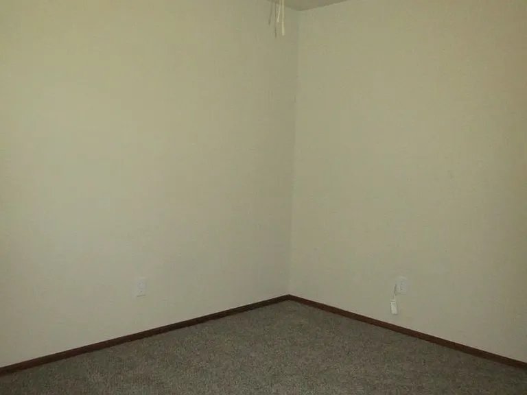 7505 NW Welco Ave — Photo 15