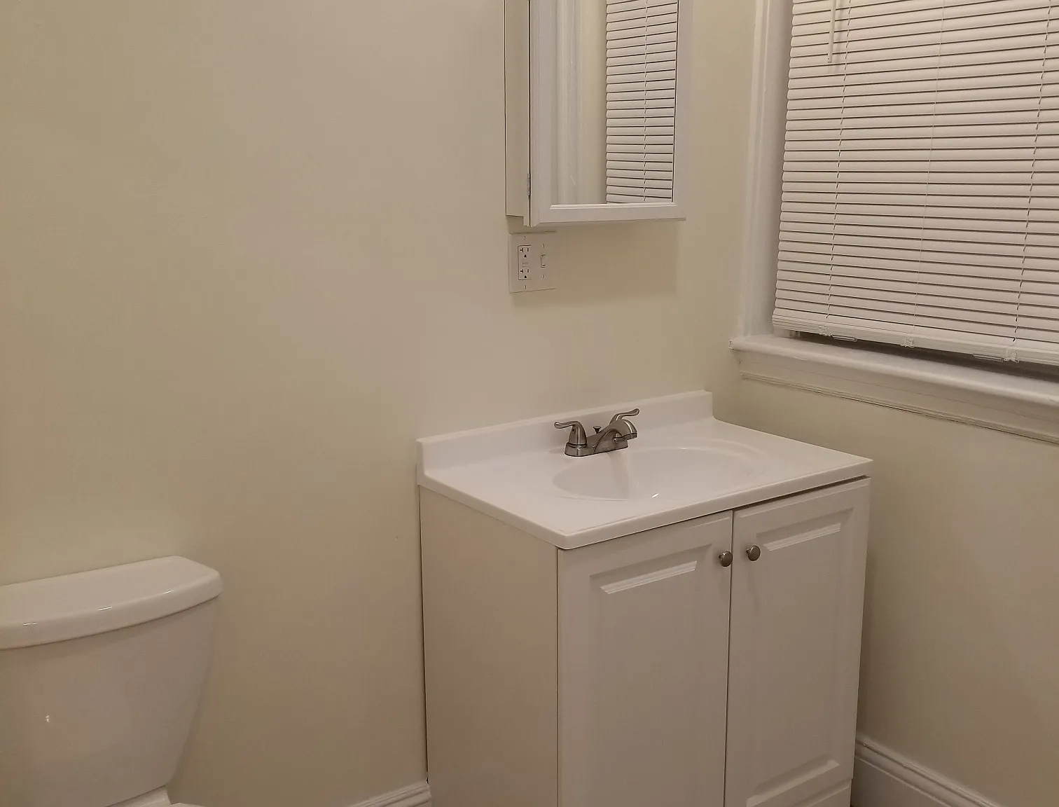 2 bed, 1.0 bath, $3,595 — Photo 4