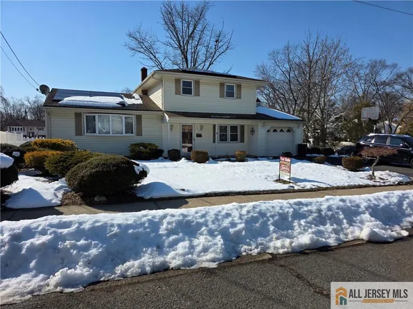 112 Hill Hollow Rd, South Plainfield, NJ 07080