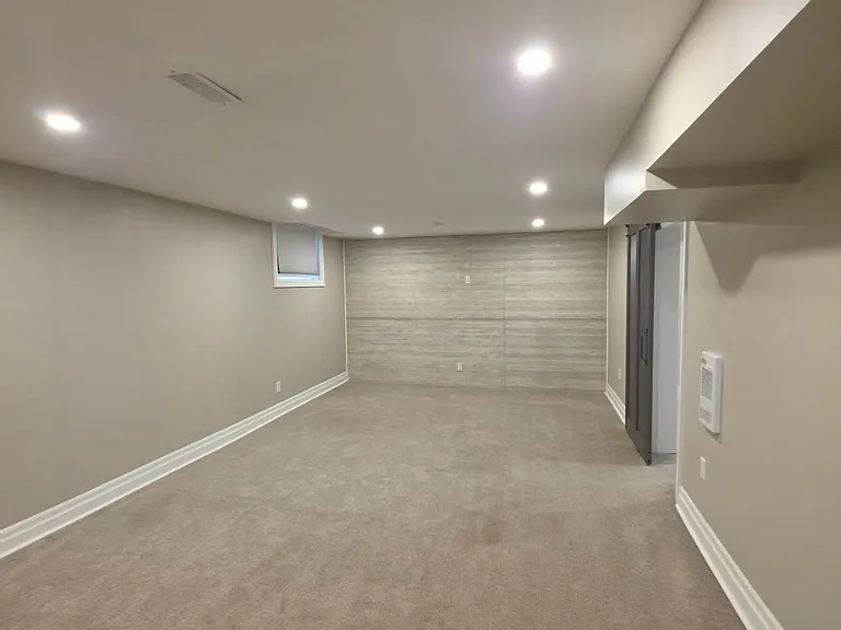 305 Hansen Blvd #LOWER — Photo 9