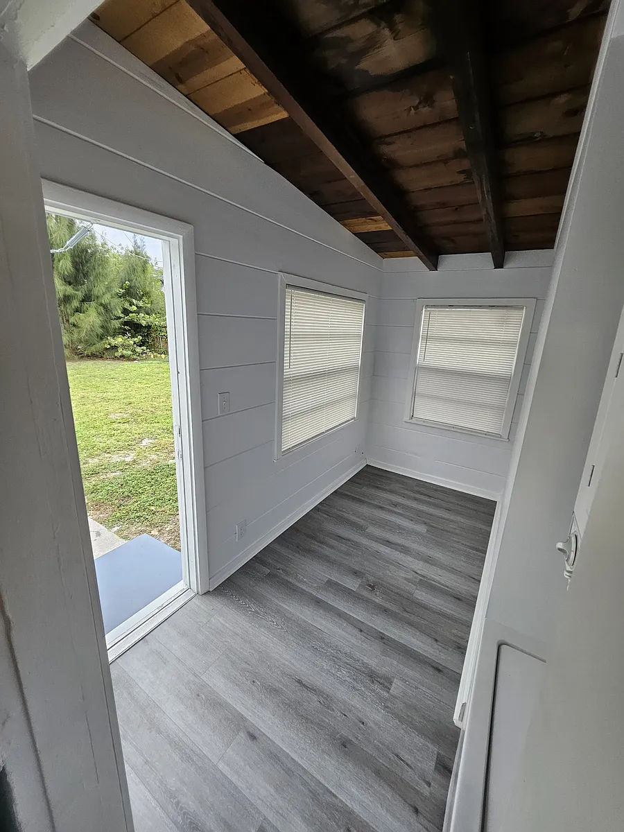 Building Photo - 2121 NW 28th St #-