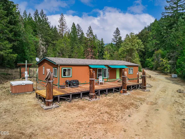 4315 Coyote Creek Rd, Wolf Creek, OR 97497
