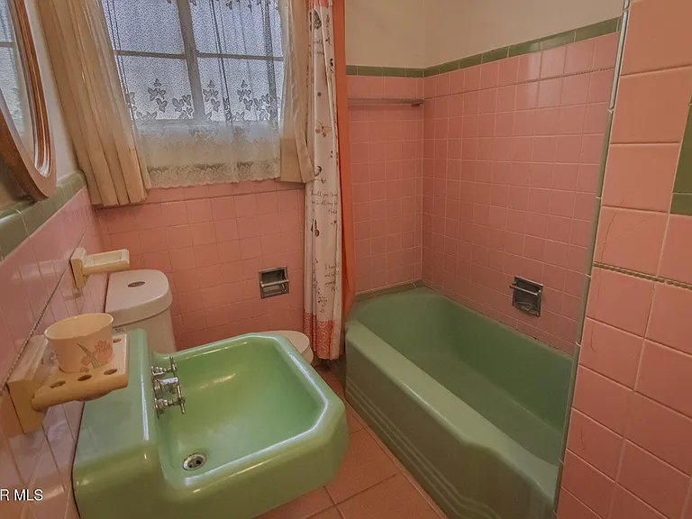 4029 Hueco Ave — Photo 13