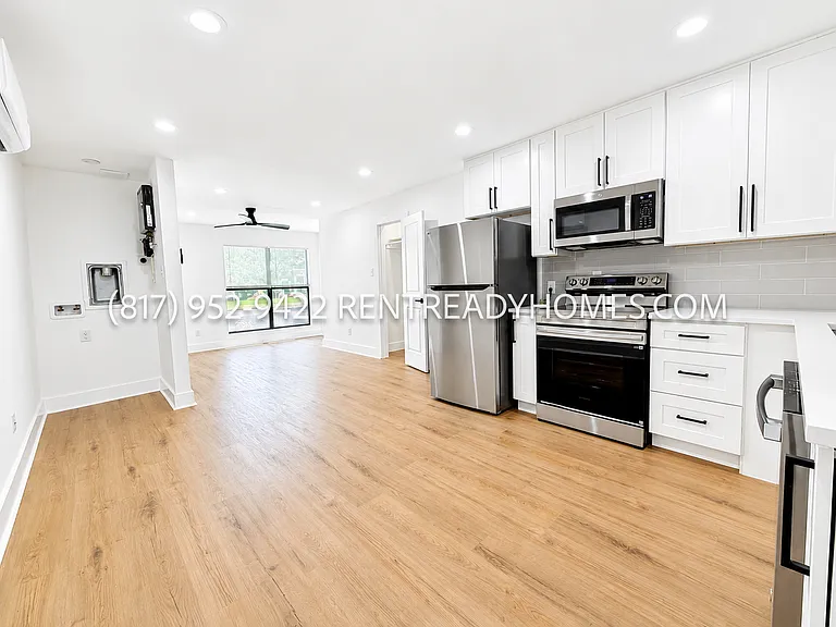 1510 W Jefferson Blvd #102 — Photo 2