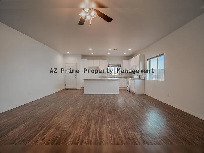 8477 W Concordia Dr — Photo 8