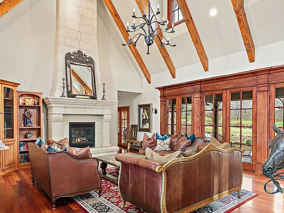 4th image of 986 N Sunbrook Cir