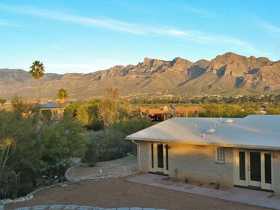 3rd image of 1470 W Camino Valdeflores