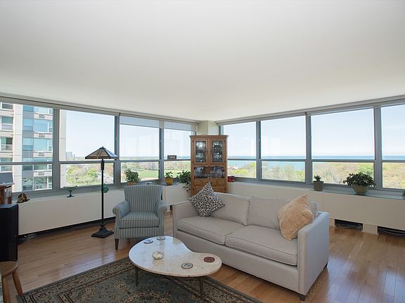 2nd image of 3550 N Lake Shore Dr APT 1116