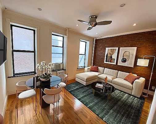 1st image of 21 Prince St #38