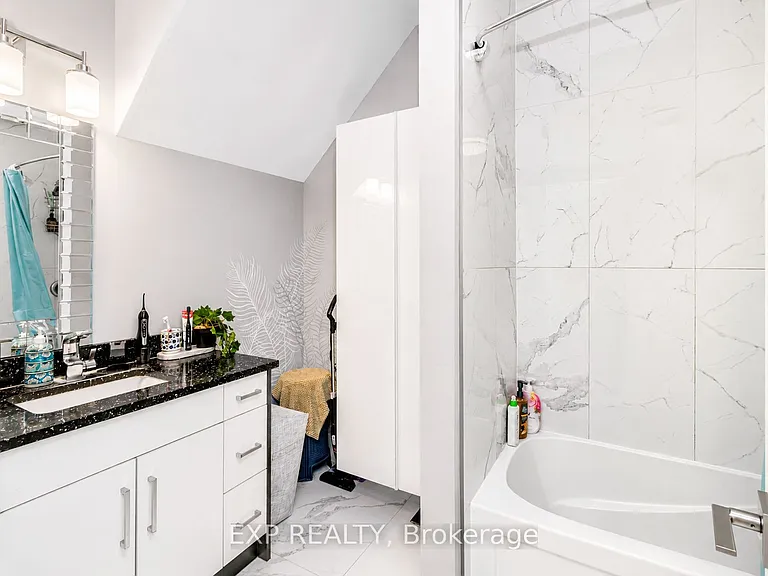 234 Heiman St #103 — Photo 16