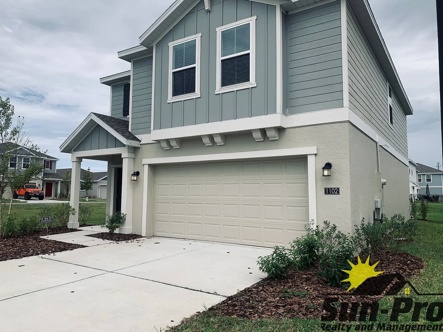 4 bed, 2.0 bath, 1879 sqft, $2,550 — Photo 2