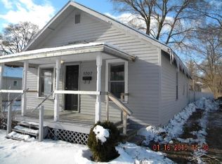 1307 Haley St, Midland, MI 48640