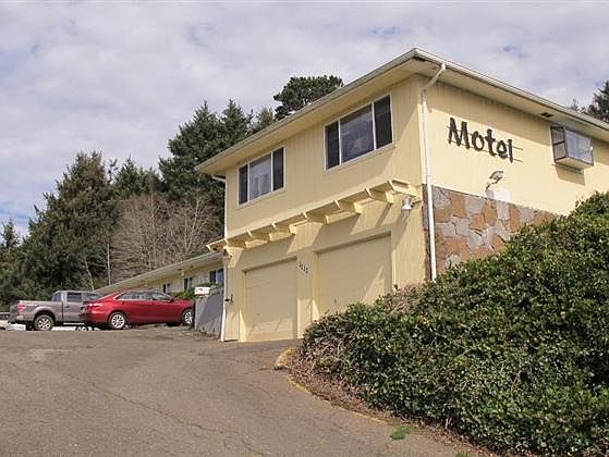 1st image of 3510 NE Highway 101