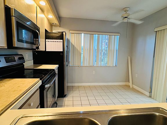 5th image of 3473 SW Sunset Trace Cir #3473