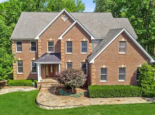 6103 Clifton Rd, Clifton, VA 20124
