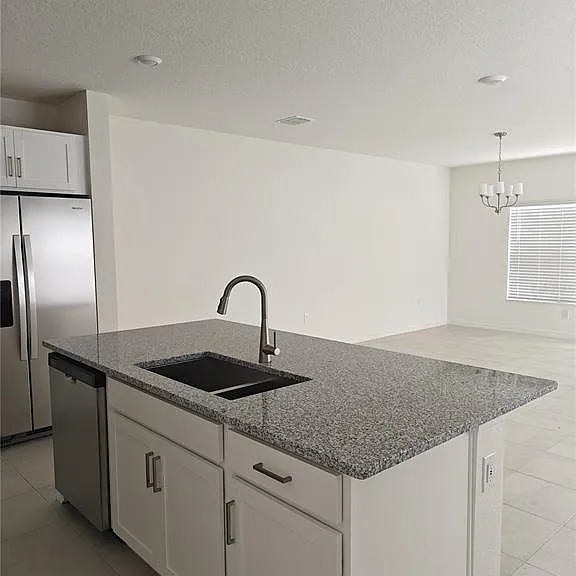 2742 Raindrop Run St — Photo 8
