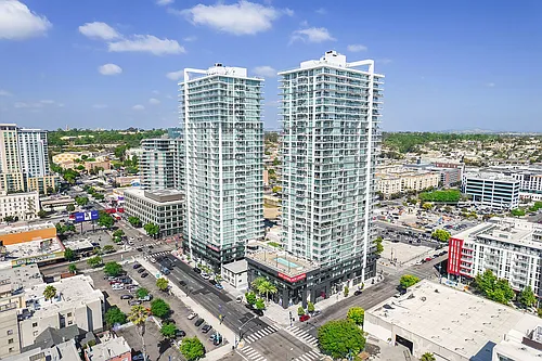 Broadway Towers Photo 1
