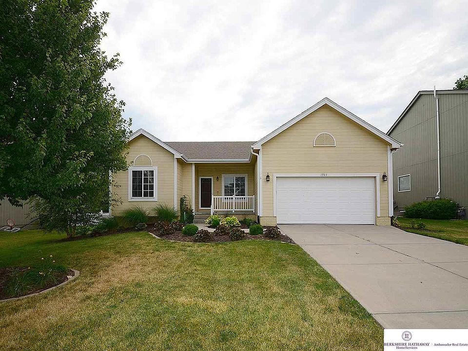 1st image of 1503 Lakewood Dr
