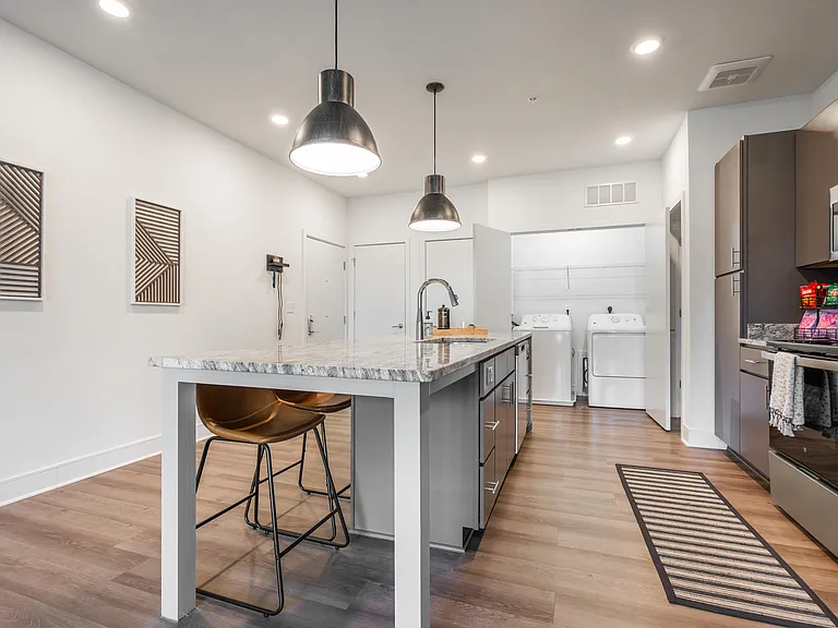 5 Row Apartments — Photo 17