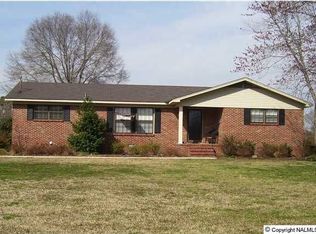 851 Salem Rd SW, Hartselle, AL 35640