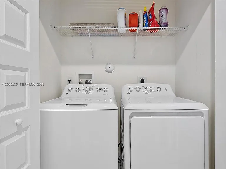 8398 NW 51st Ter #8398 — Photo 34