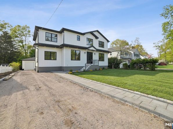 326 Northern Pkwy, Ridgewood, NJ 07450