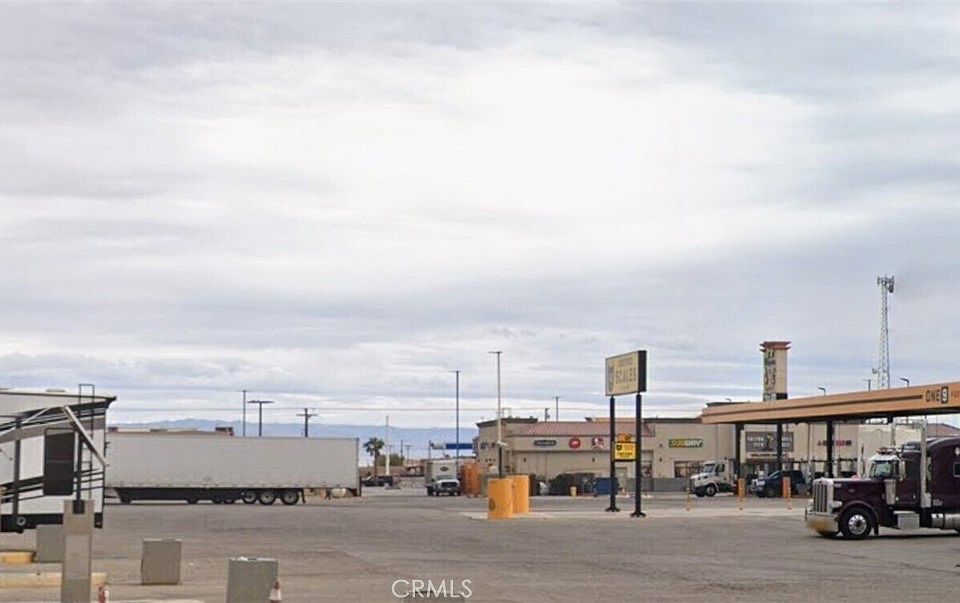 2nd image of 2060 Jefferson Ave Lot 3
