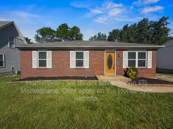12426 Somerset Dr, Louisville, KY 40229