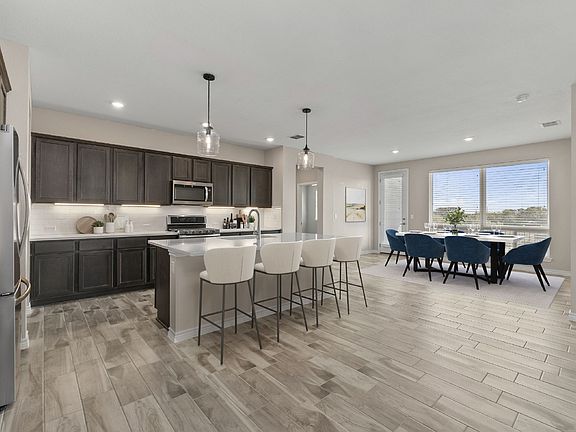 4th image of 404 Eagle Dr #62