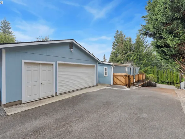 86 Woodridge Rd, Coquille, OR 97423