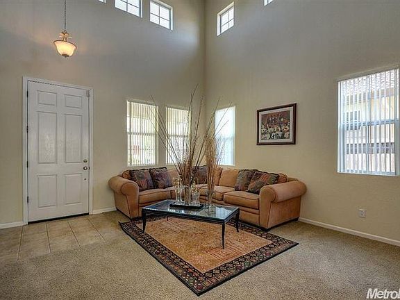 3rd image of 5548 Lackland Way