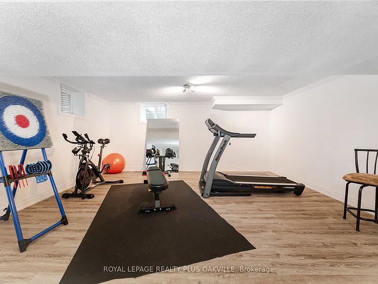 43 Ravina Cres — Photo 42