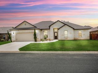 209 Dudley Way, Fredericksburg, TX 78624