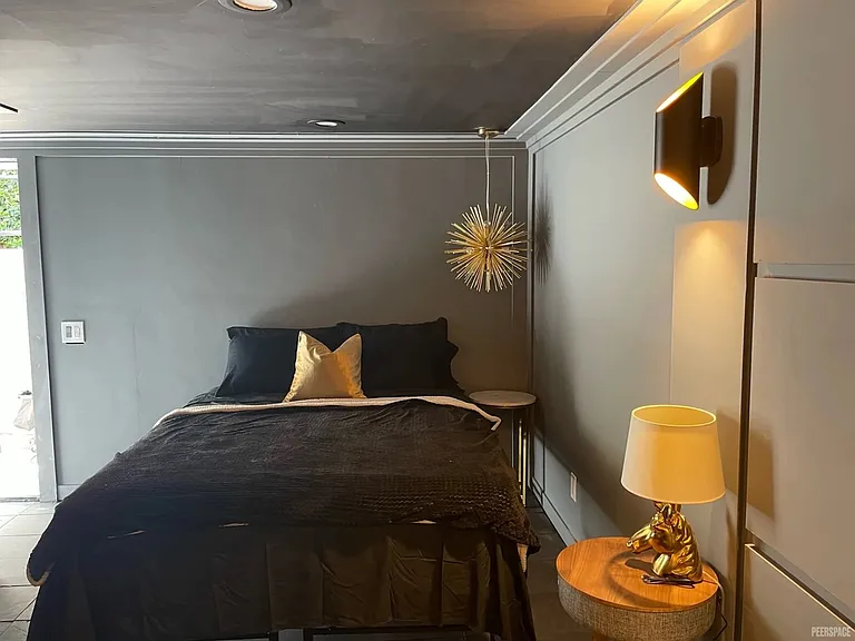 1524 N Sierra Bonita Ave — Photo 16