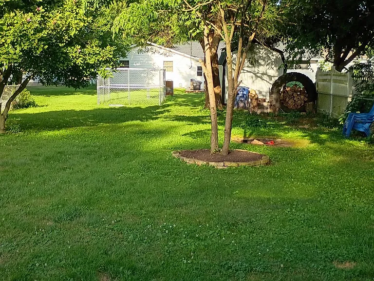 702 Saratoga Ave — Photo 14