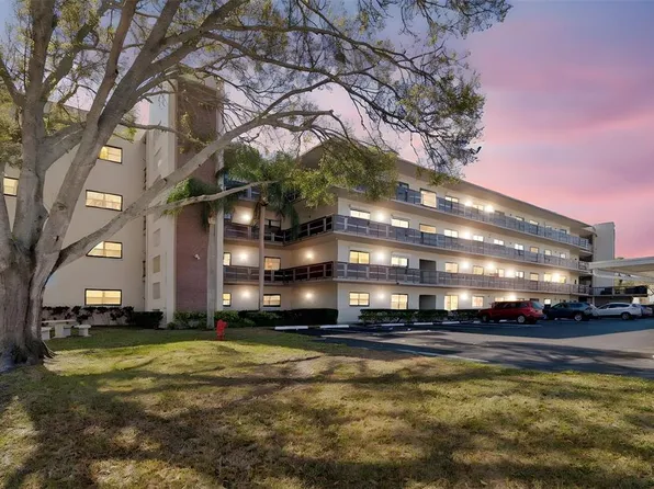 8199 Terrace Garden Dr N Unit 114, Saint Petersburg, FL 33709
