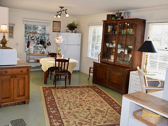 Bright and airy kitchen