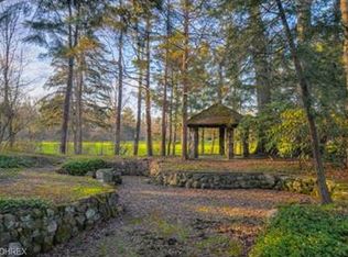 1700 Epping Rd, Gates mills, OH 44040