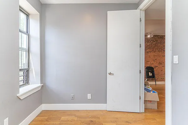 Bedroom, photo 3